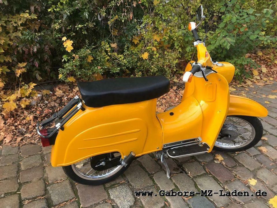 Gabors MZ Laden / Simson KR51/1 Bj. 1975 gelb, restauriert in Britz bei Eberswalde