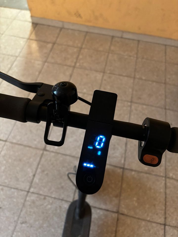 Xiaomi Mi Scooter 1S in Bad Windsheim