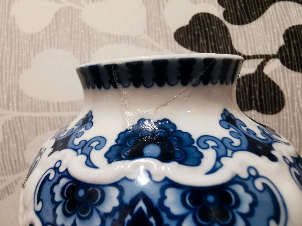 Porzellanvase Deckelvase echt Kobalt 1764 Bodenvase Vase in Wechselburg