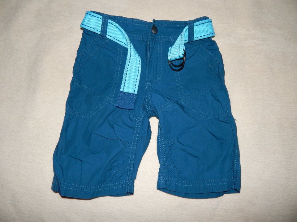 Shorts mit Gürtel von topolino Gr 104 in Hebertshausen