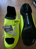 #NEU# Rennradschuhe / Fahrradschuhe BTWIN in Größe 40 neongelb Kiel - Suchsdorf Vorschau