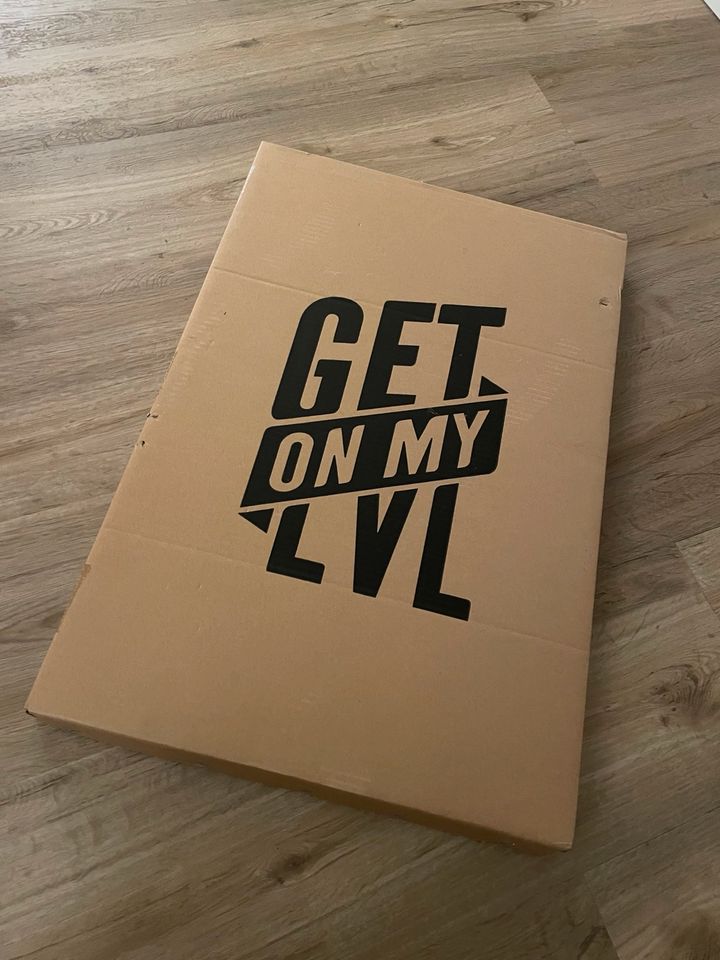 Get on my Lvl LED Schild v2 - NEU und OVP (Montana Black) in Hamburg