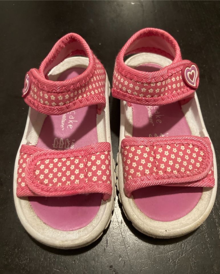 Sandalen cupcake Gr 22 in Kelkheim