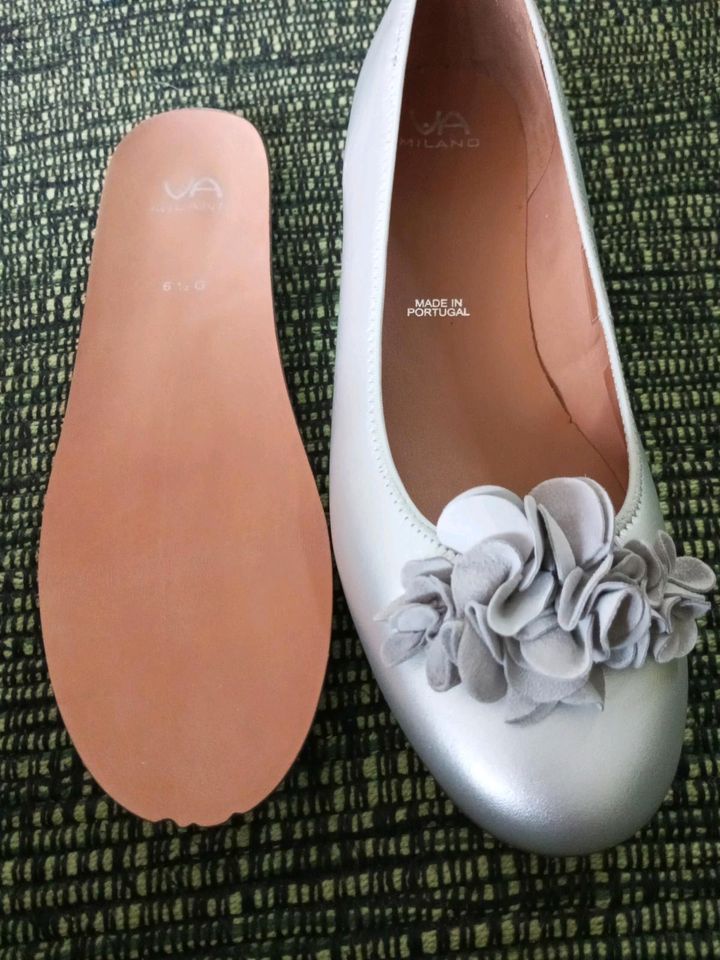 Damen Leder Ballerinas - QVC/Via Milano - 39,5 - Silber - Neu in Düsseldorf