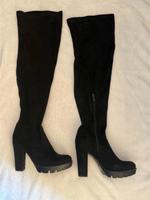 schwarze Overknees mit dicken Absätzen Ubstadt-Weiher - OT Weiher Vorschau