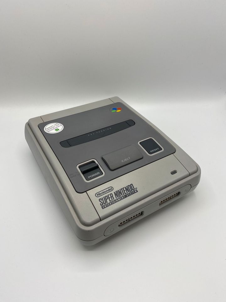 // Händler // Super Nintendo - SNES Konsole in Rheine