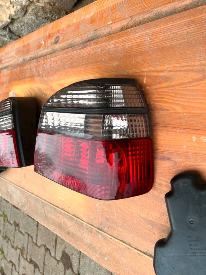 Depo Rückleuchten Schwarz/rot Golf 3 Vr6 GTI 16v Heckleuchte in Hainburg