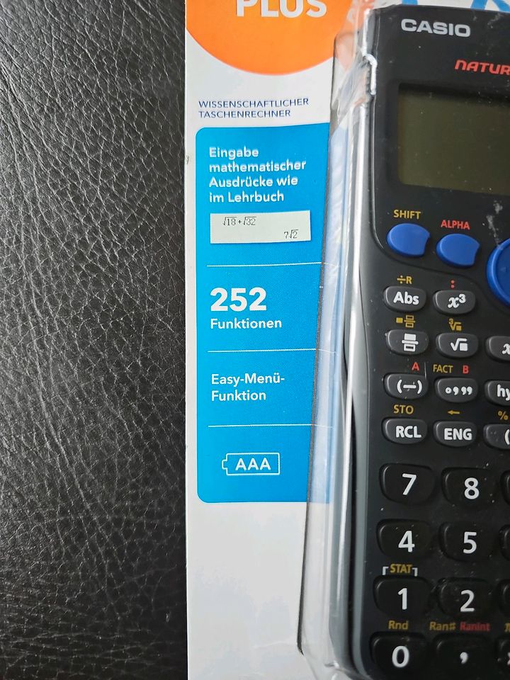 Wissenschaftlicher Taschenrechner Casio fx-82DE Plus Neu OVP in Fürth
