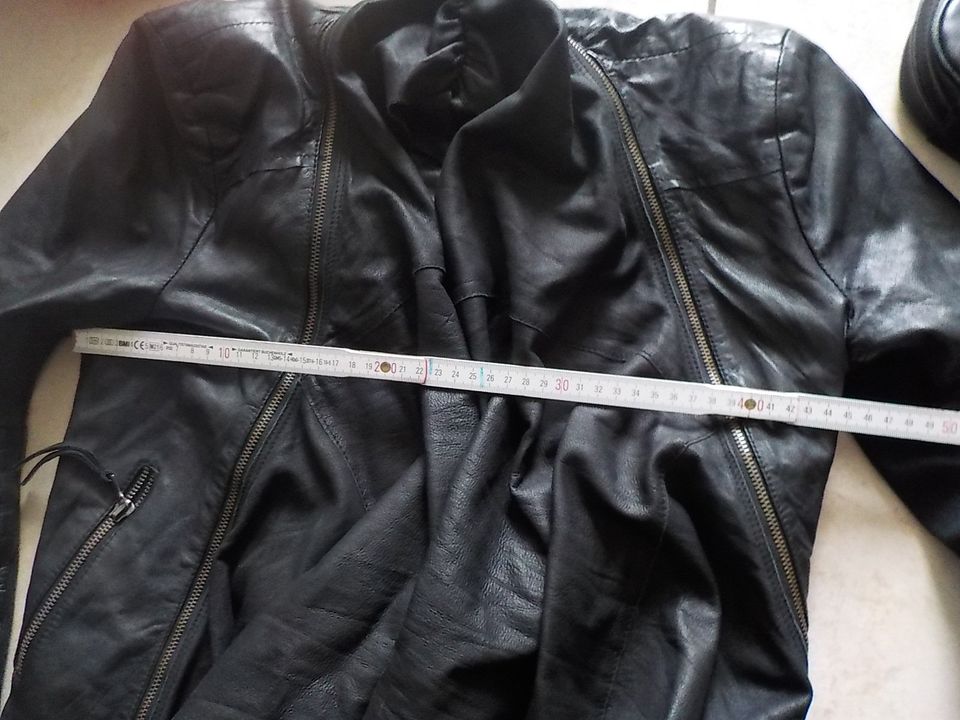 Lederjacke schwarz XS Zara ° Gerry Weber 40 ° in Ketsch