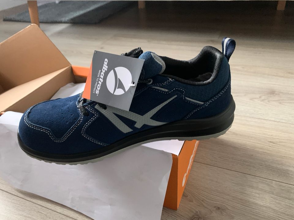 Sicherheitsschuhe ALBATROS Twister Dy Navy Low S1P-ESD-SRC blau in  Nordrhein-Westfalen - Lemgo | eBay Kleinanzeigen ist jetzt Kleinanzeigen