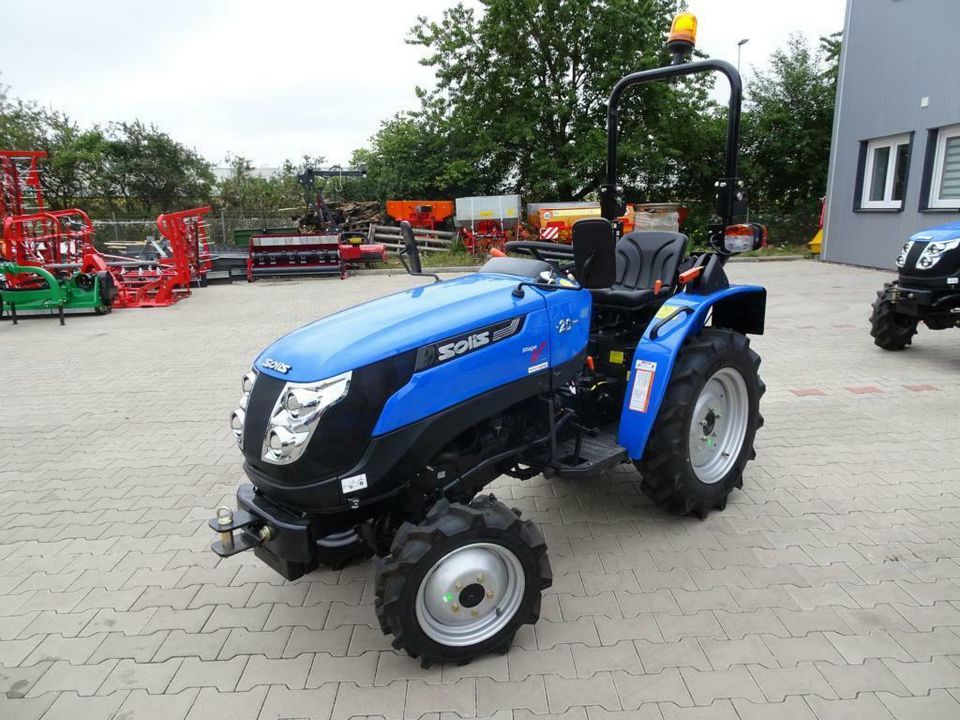 Solis 20 Traktor Trecker Schlepper 20PS Neu Rasentraktor in Osterweddingen