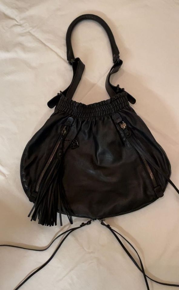 HUGO Hugo Boss Tasche Damen Leder Ledertasche Damentasche Schulte in Frankfurt am Main