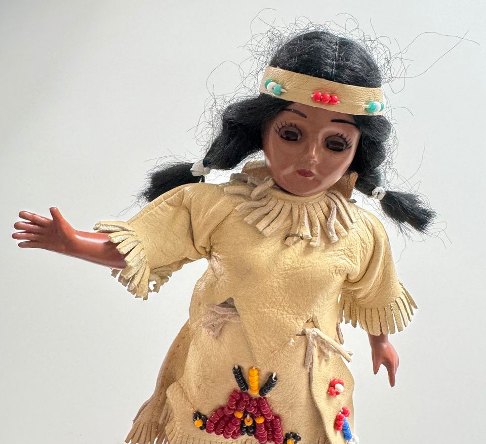 Vintage Native American Indian Doll Papoose Baby 1960 Carlson in Bielefeld