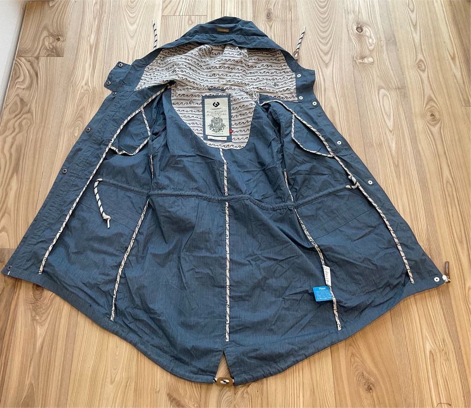 leichte Ragwear Clancy Jacke Gr. M in Dortmund