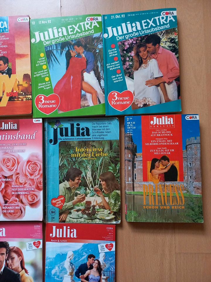 10 Liebesromane "Julia" in Halle