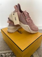 Fendi Flow Sneaker Rosa Gr. 39 – Neu mit Etikett & OVP Köln - Nippes Vorschau