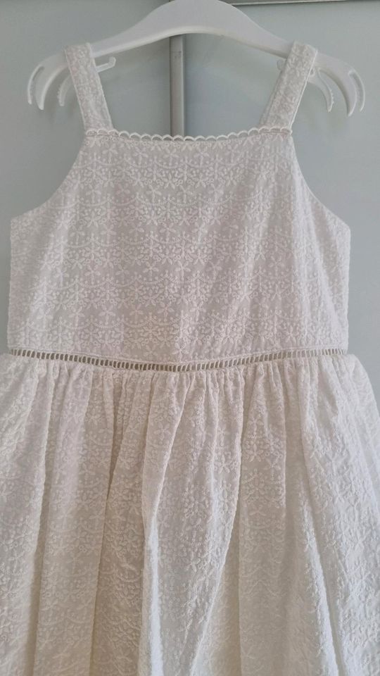 Weißes besticktes Träger Kleid,festliches Kleid von H&M, Gr. 116 in Sulzbach-Rosenberg
