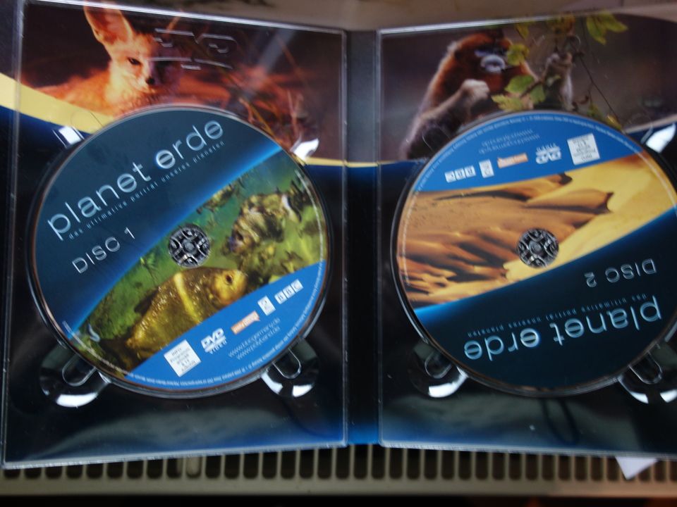 Planet Erde 5 DVDs in zwei Boxen in Quickborn