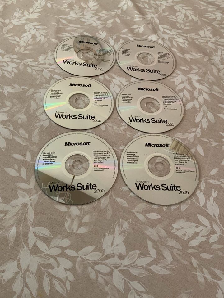 Microsoft Works 2000 Original 6 CD in Bad Bevensen