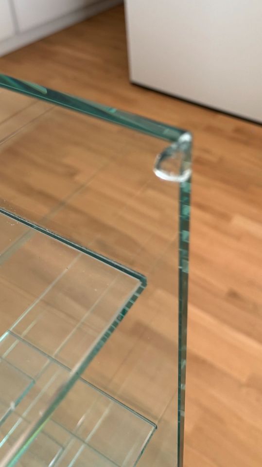 CD / DVD Rack, drehbar aus Glas in Frankfurt am Main