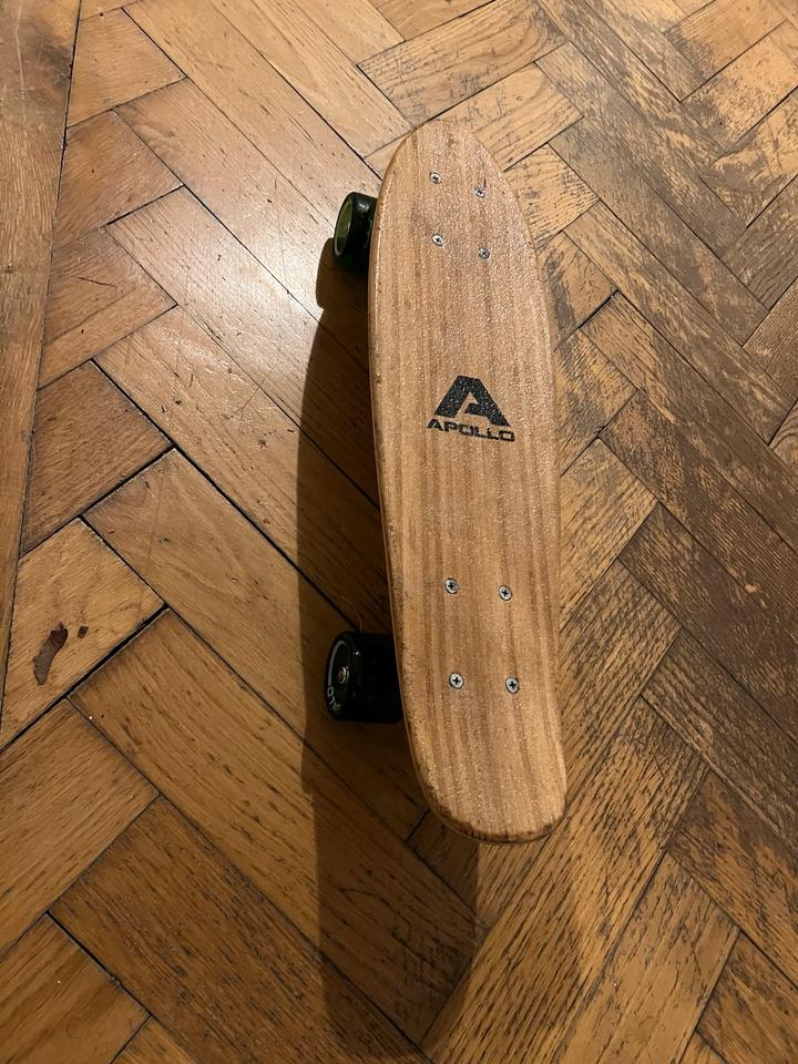 Pennyboard / Skateboard von APOLLO – 22,5” – Naturholz/Grün in München
