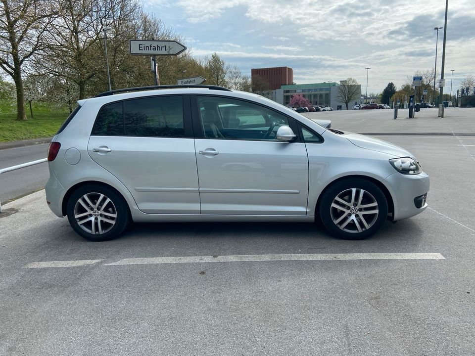 VW Golf plus 2,0 TDI AHK Klima Park Sensoren gute Ausstattung in Lünen