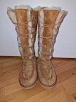 UGG Damen Winterschuhe  / Winterstiefel Gr.  37 Neu! München - Berg-am-Laim Vorschau