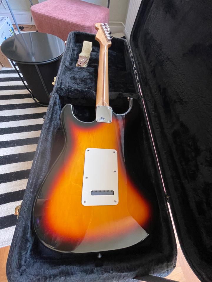 2006 60th Anniversary Fender MIM Stratocaster Dimarzio Upgrades in München