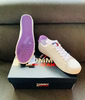Tommy Hilfiger Sneaker Damen Gr.40 Neu mit Etikett! Nordrhein-Westfalen - Krefeld Vorschau