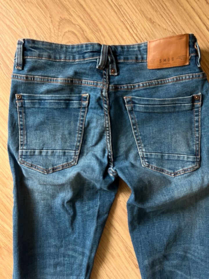 Jeans Hose wie neu Smog 29/32 in Berlin