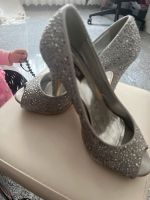 Highheel Pumps Silber Strasssteine Baden-Württemberg - Bad Friedrichshall Vorschau