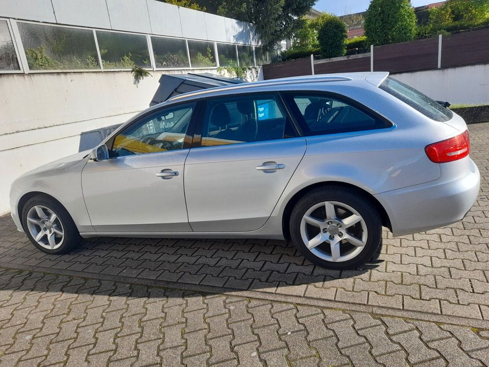 Audi A4 in Nordheim