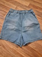 S. Oliver Jeans Shorts Gr. 134 Mädchen selten getragen Hessen - Birstein Vorschau