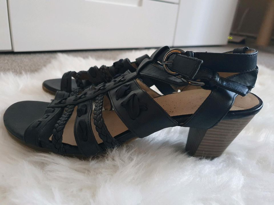 Damen Schuhe Gr. 40 schwarz in Berlin