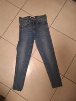 Zara Slim Jeans gekürzt 36 S XS Bayern - Schwarzenfeld Vorschau