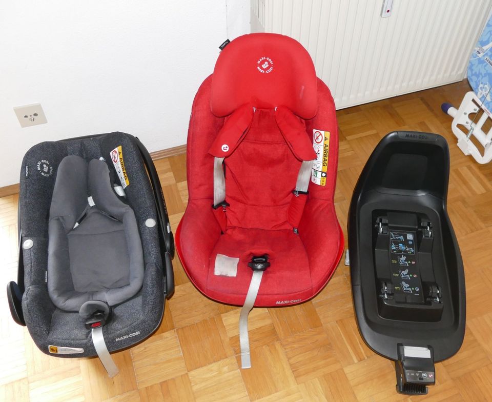 Babyschale Kindersitz Isofix Maxi Cosi Pebble Plus in München