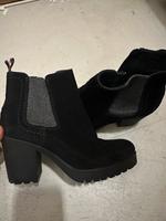 Ich verkaufe neuewertige Leder Tommy Hilfiger Stiefel Baden-Württemberg - Rastatt Vorschau
