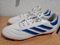 Zwei Paar Fußballschuhe zu verkaufen Nordrhein-Westfalen - Gütersloh Vorschau