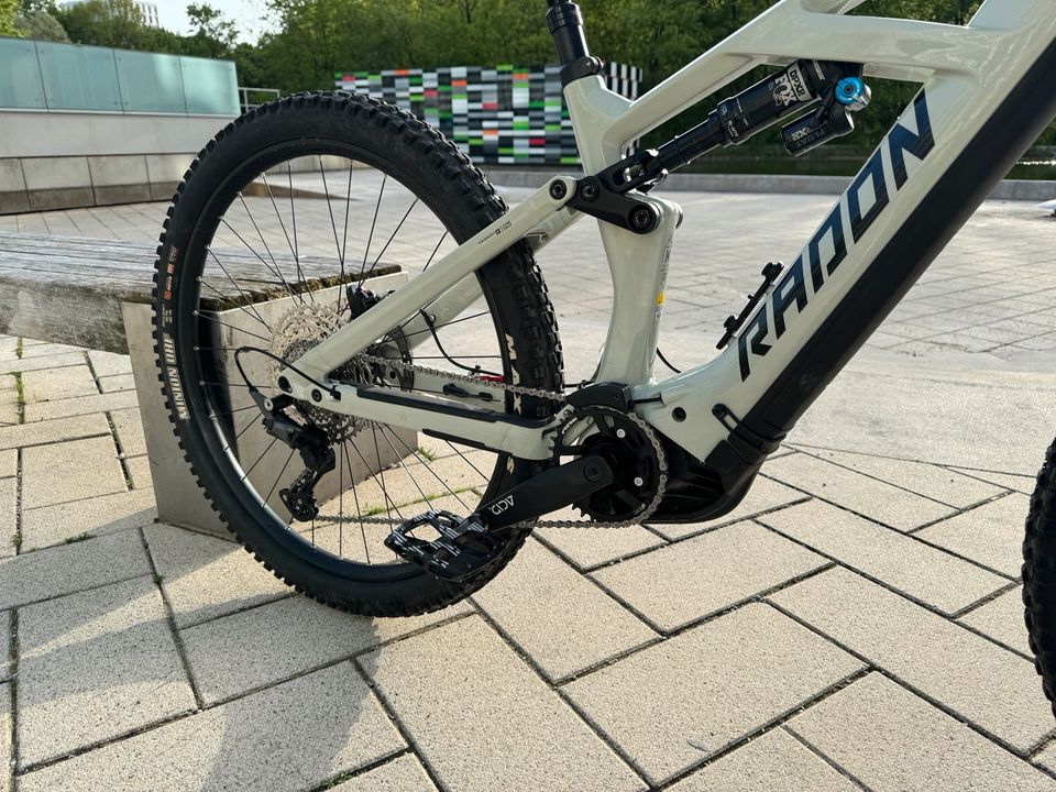 Radon Render 8.0 / Größe M / 2021 / E-Bike Enduro in München