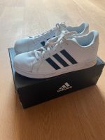 Adidas Turnschuhe Grand Court Gr. 37 1/3 Bayern - Königsbrunn Vorschau