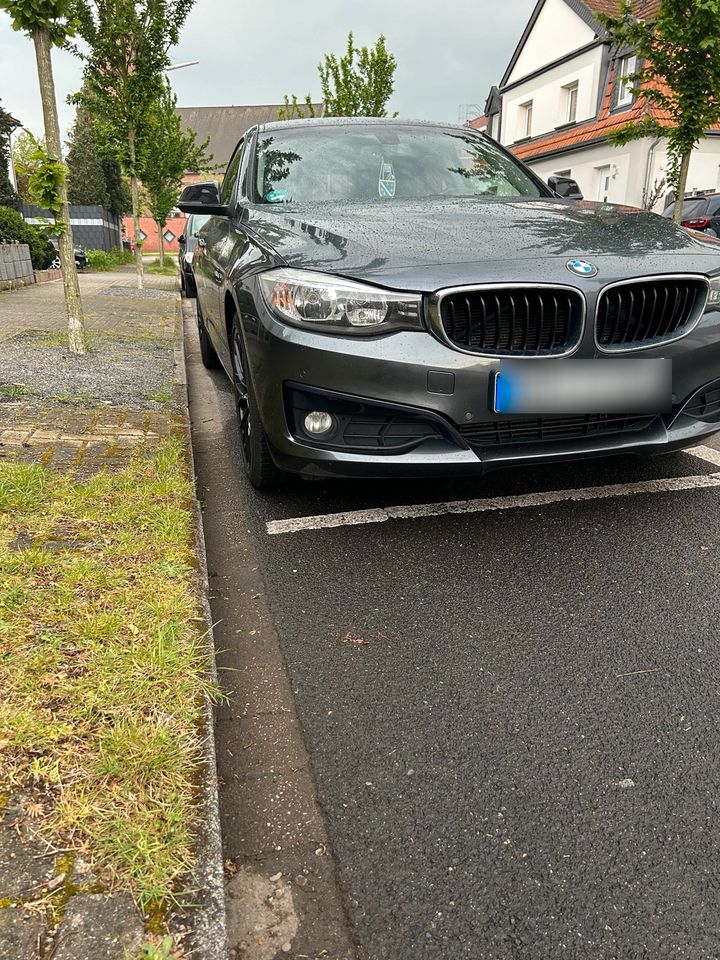 BMW 318d GT in Kamp-Lintfort