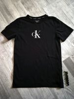 ★ Calvin Klein T-Shirt Gr.140/152 ★ Sachsen - Riesa Vorschau