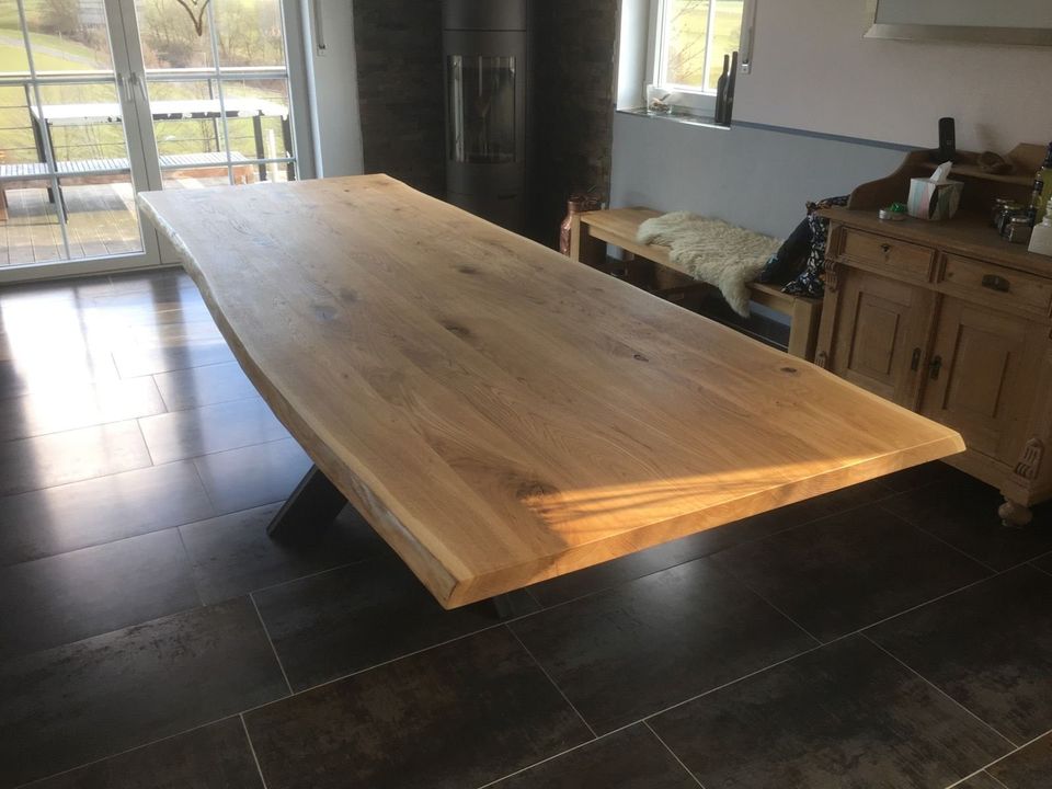 Massiv Eiche Tisch Baumkante Baumtisch Esstisch Holztisch 160x80 in Königswinter