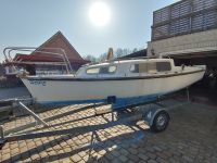 Kajüt-Segelboot (ähnl. Neptun) und Bootstrailer zu verkaufen Schleswig-Holstein - Hornbek Vorschau
