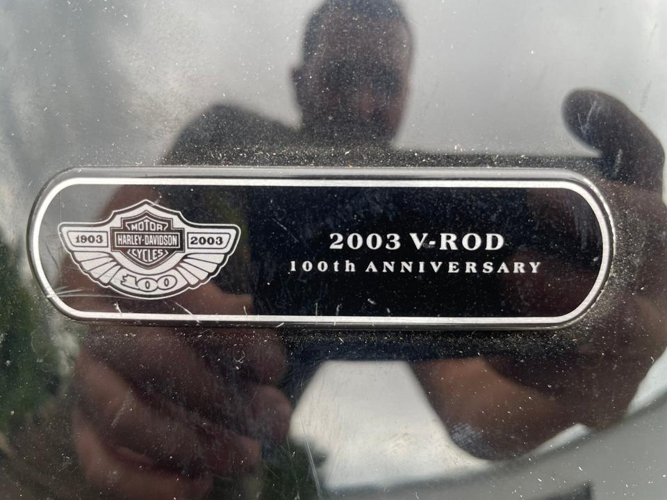 Harley-Davidson V-ROD 100th Anniversary *Heckumbau*2.Hd.* 4520 KM in Halle