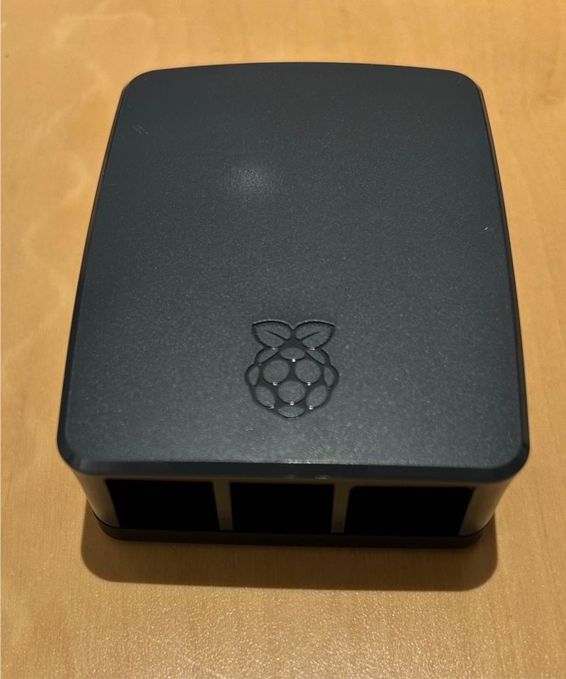 Raspberry Pi 4 - Orginal Gehäuse in Greven