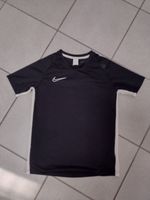 Nike Sportshirt Gr. 147-158 cm Baden-Württemberg - Fronreute Vorschau