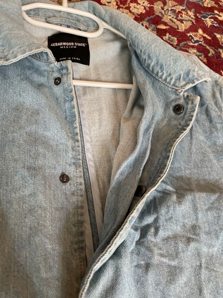 Jeans Jacke Jeans Hemd jeanshemd denim in Leipzig