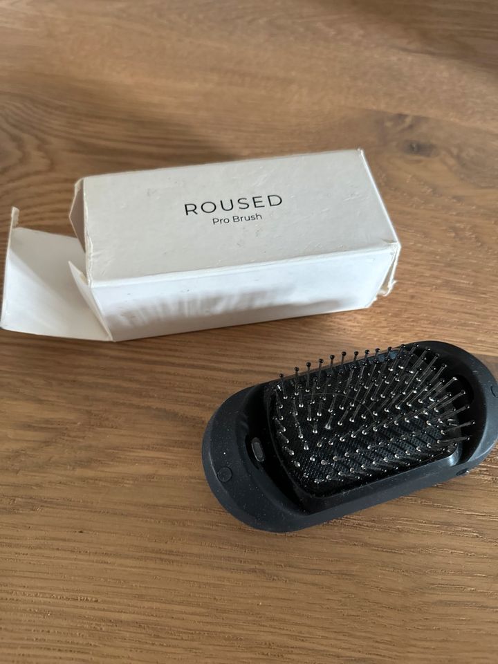 Roushed pro brush Ionenbürste Haarbürste für die Handtasche in Karlsruhe