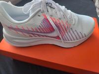 Nike Sportschuhe ovp 38.5 Nordrhein-Westfalen - Hamm Vorschau